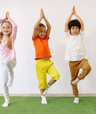 Eileen Richter will explore children maintaining anti-gravity positions | Theramoves